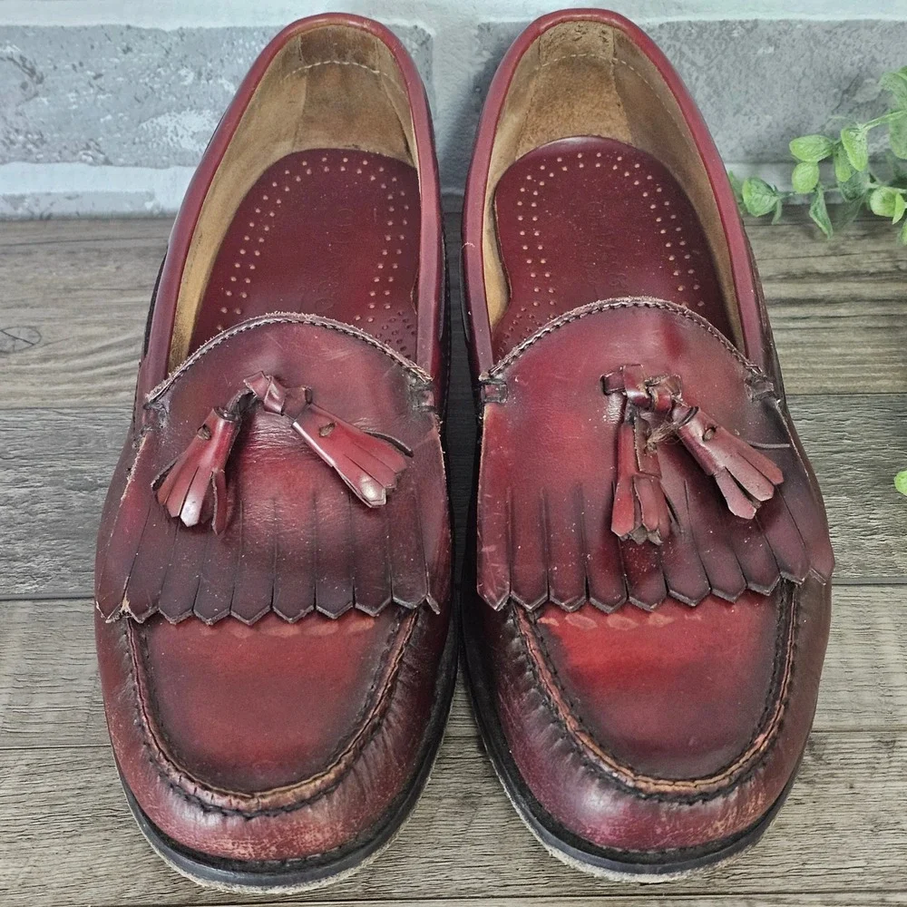 G.H. Bass & Co Oxblood Tassel Loafers‎ Mens 9.5 D Leather Slip On Burgundy VTG.